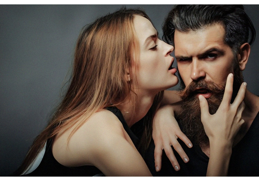 Juego de susurros: Conéctate con tu pareja a través de la intimidad auditiva